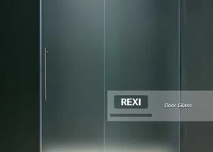 フレームレスガラスドア